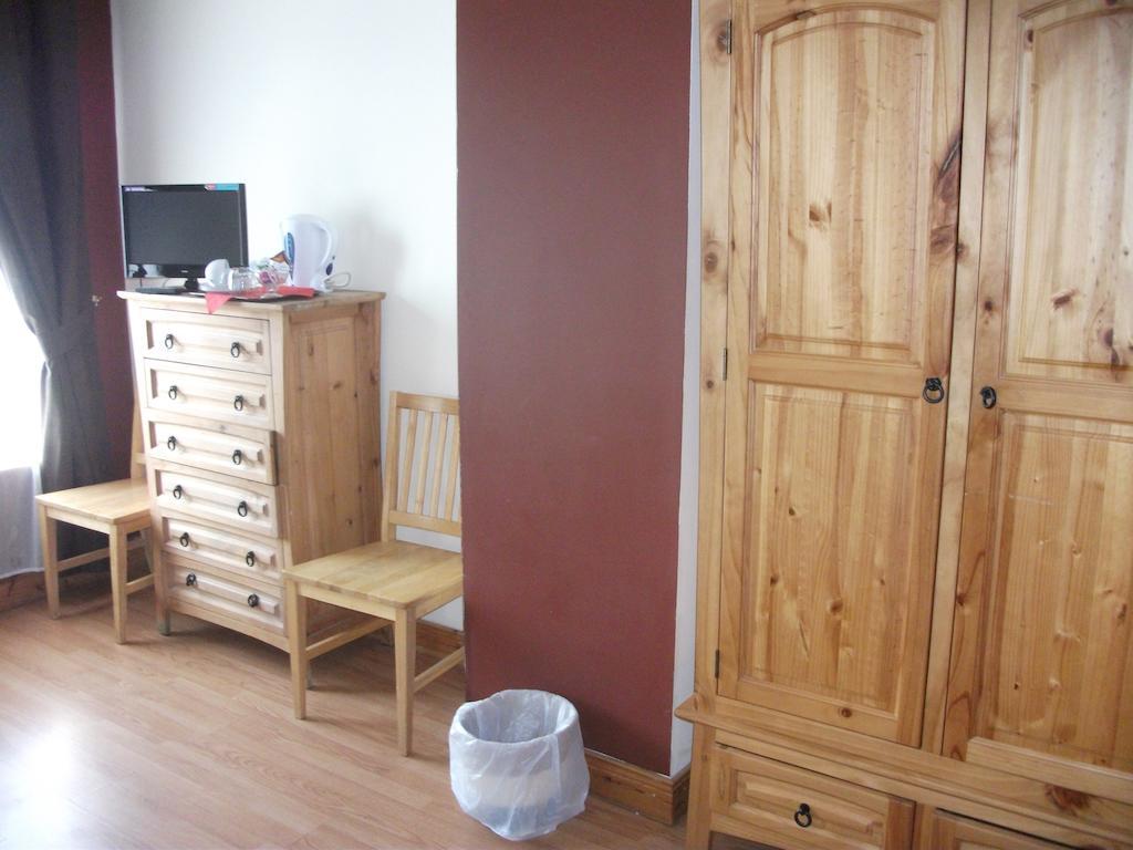 Clare Street B&B Nenagh Quarto foto
